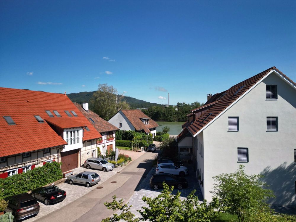 Wohnen mit Rheinblick – zentral und ruhig / Rhine view living – central and peaceful - Bild 1