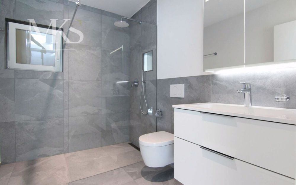 Sonne, Ruhe und Raum zum Leben - 4.5-Zimmer-Wohntraum auf 178 m² - Bild 6