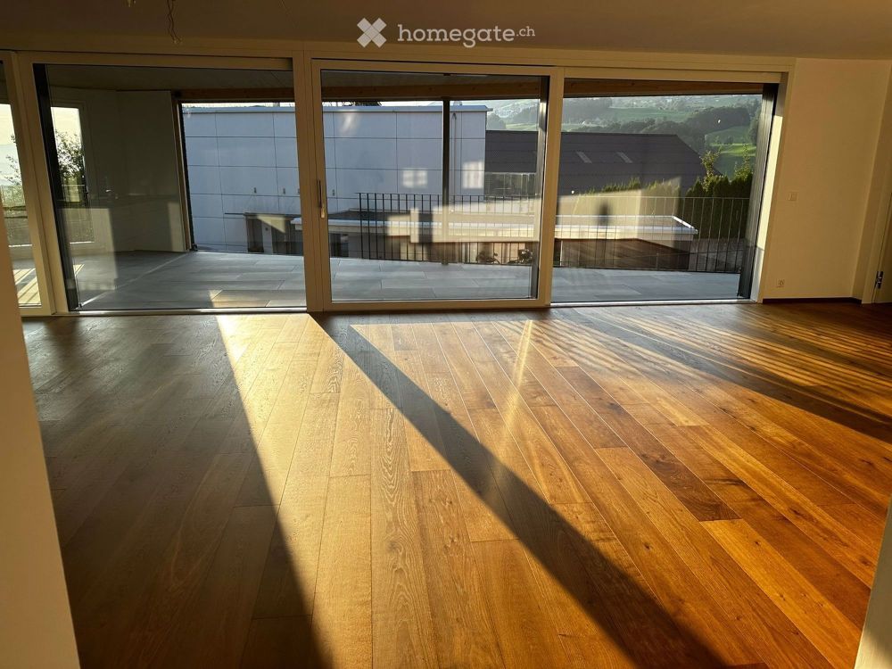 Attraktive 4.5 Zimmer-Wohnung in Wollerau mit Berg- und teilweiser Seesicht! - Bild 3