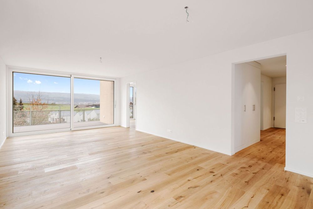 Grosszügige 4.5 Zimmerwohnung mit idyllischem Aussenbereich – Entdecken Sie Ihr neues Zuhause - Bild 2