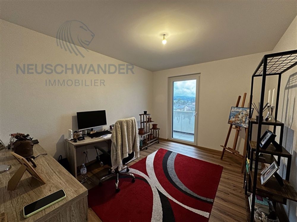 Mit herrlicher Aussicht und in der Nähe von Annehmlichkeiten - Bild 6