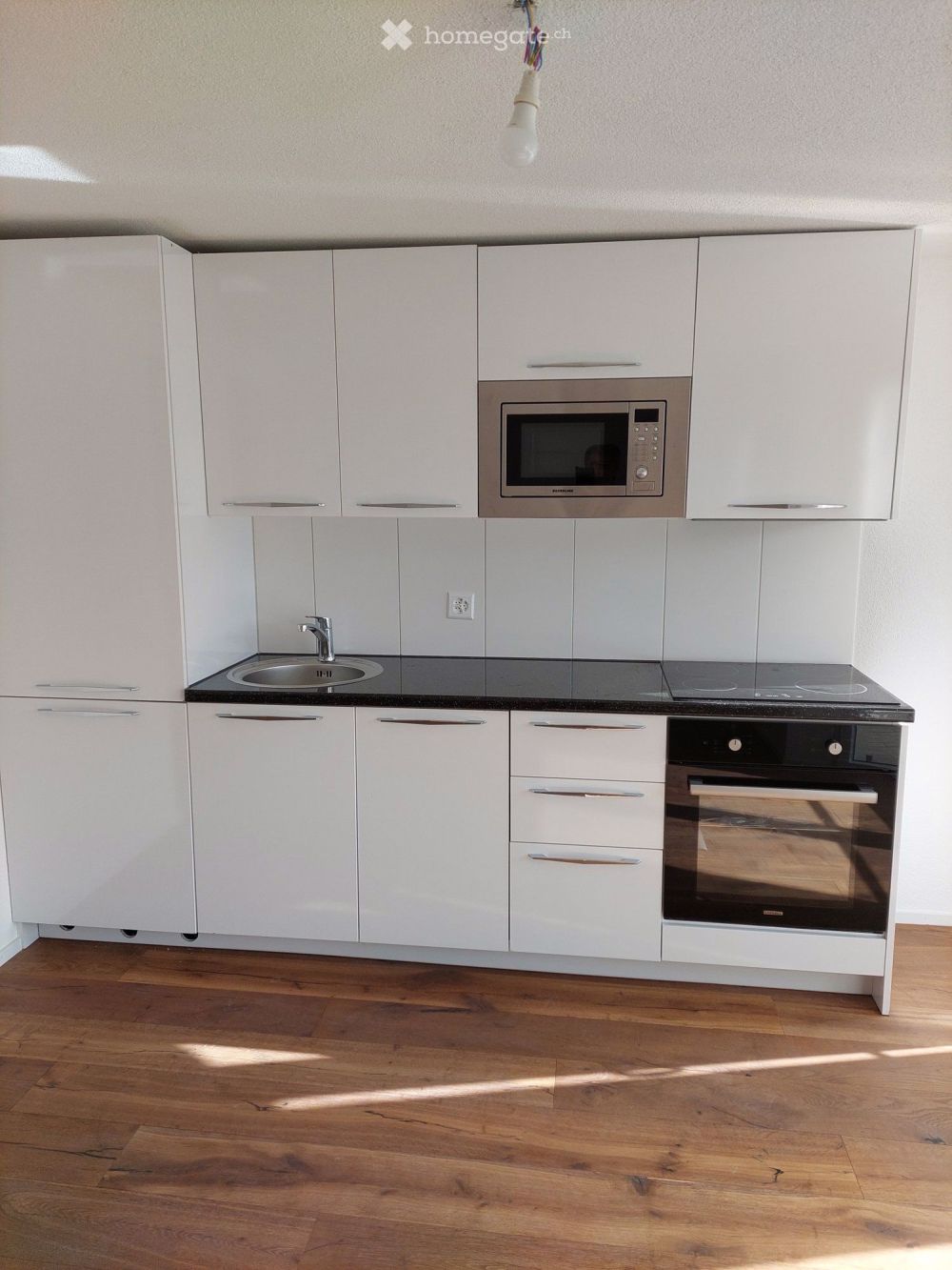 Sehr sonnige, härzige 2,5 ZiWohnung mit Charme im 3. OG - Bild 2