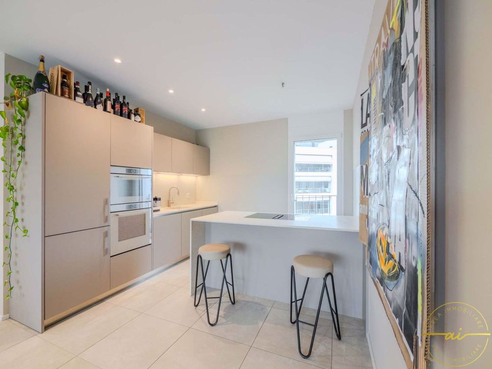 Attico von 3.5 Zimmern mit hohem Standard, komplett möbliert in Vacallo - Bild 5