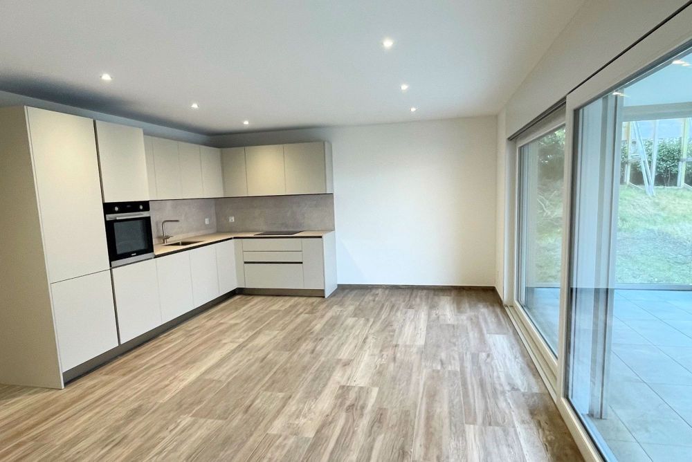 Neue Wohnung im letzten Stock mit schöner Terrasse - Bild 8