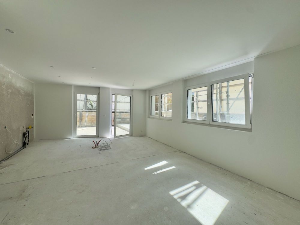 Lichtdurchflutete EG Wohnung mit Garten, exzellente Lage - Bild 4