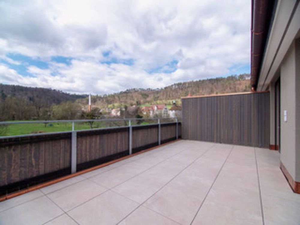 Wunderschönes "Mittelhaus" im Grünen und mit viel Wohnraum. - Bild 11