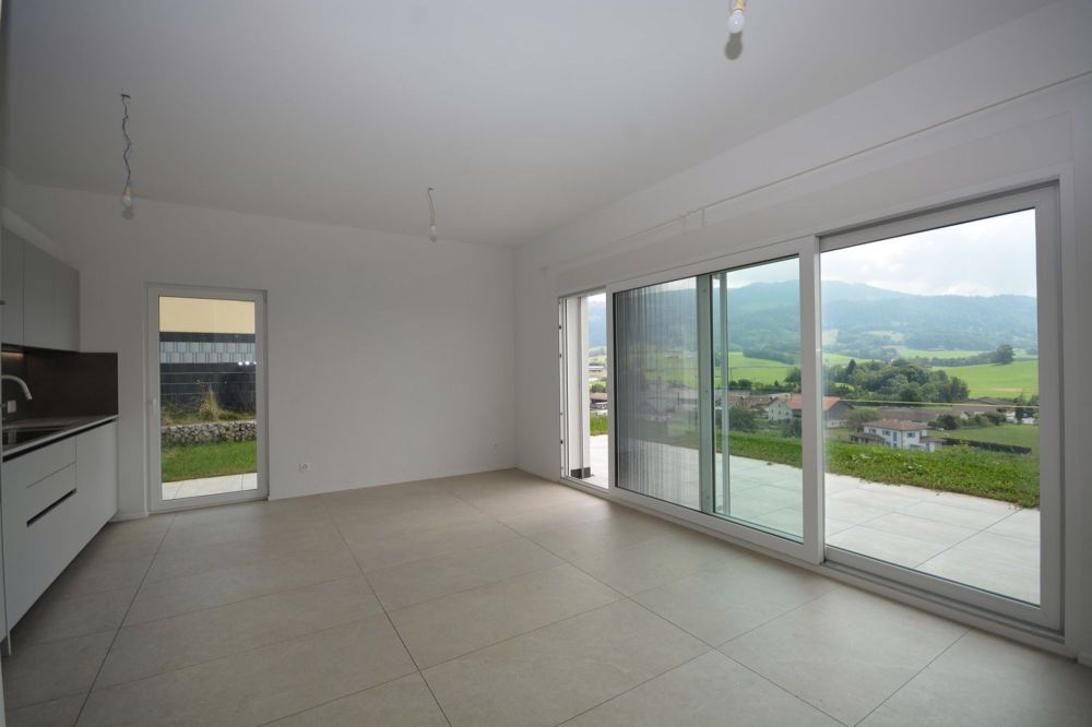 Angrenzendes Haus mit herrlicher Aussicht - Bild 2