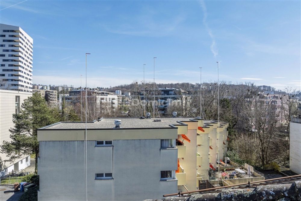 3.5 Zimmer mit Balkon, Aussicht, auf Plänen / Los 35 - Bild 3