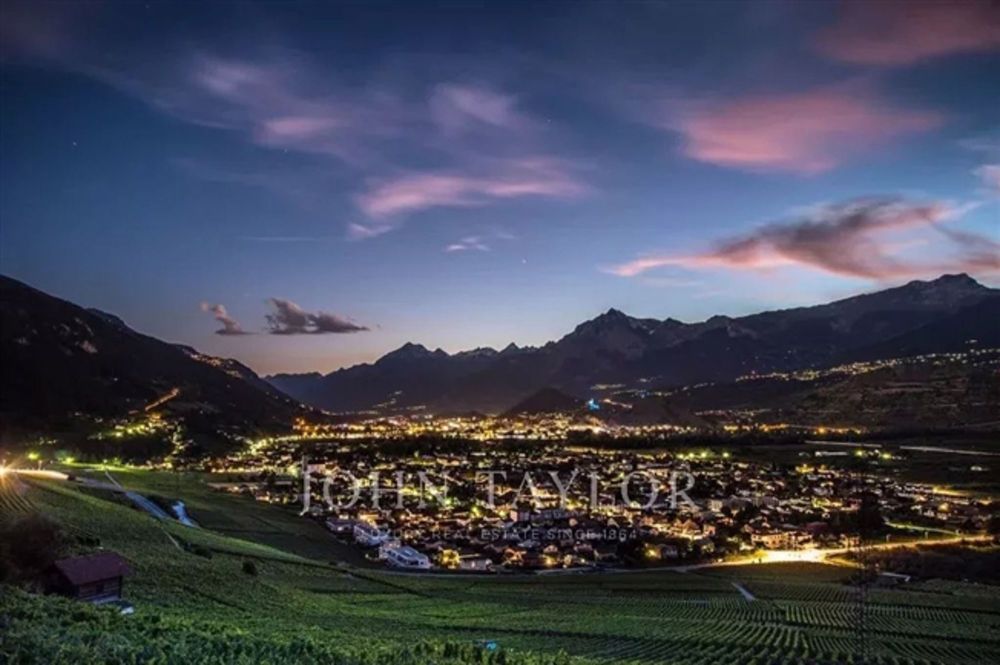 Lot 5 - 5.5 Zimmer im Penthouse - Bild 1