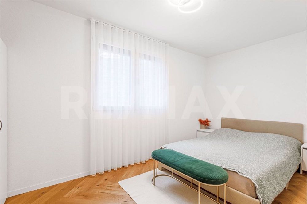 Parfaite pour votre petite famille! Jolie villa mitoyenne de 4,5 pièces, MINERGIE et faibles charges - Bild 10