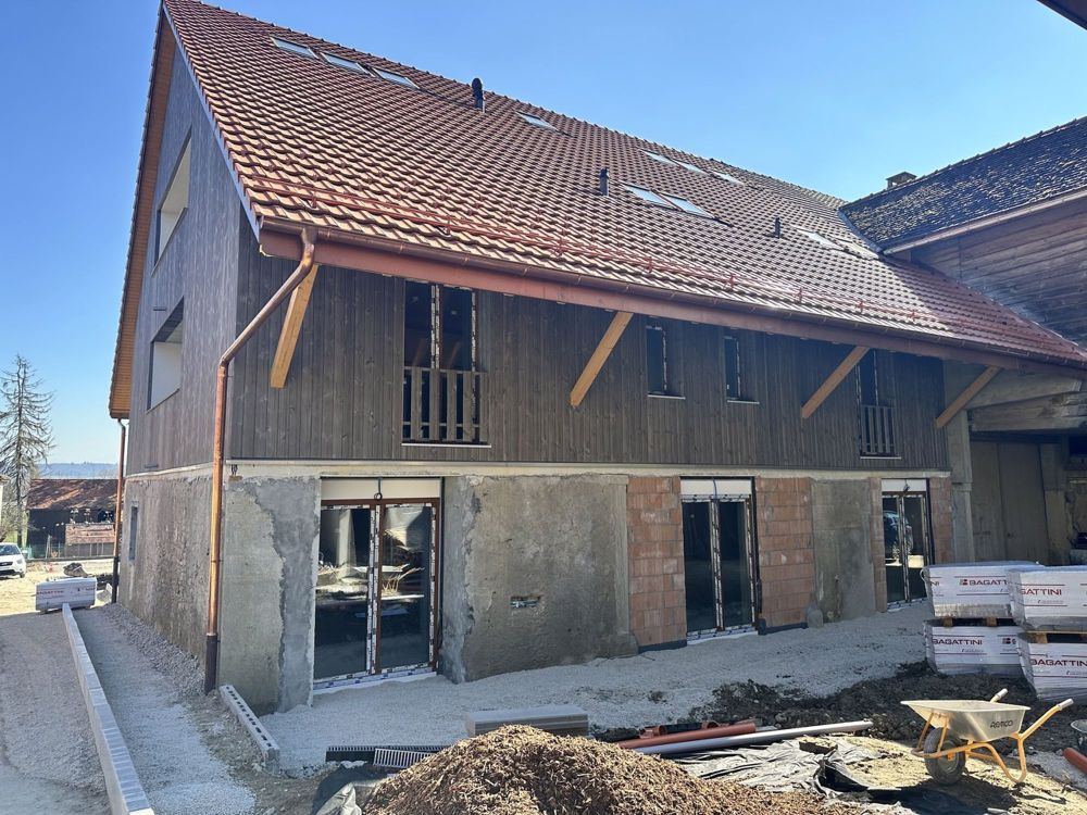 EXKLUSIV! Neue Wohnungen mit hohem Standard zu attraktiven Preisen / Morens / FR - Terrasse à l'arrière