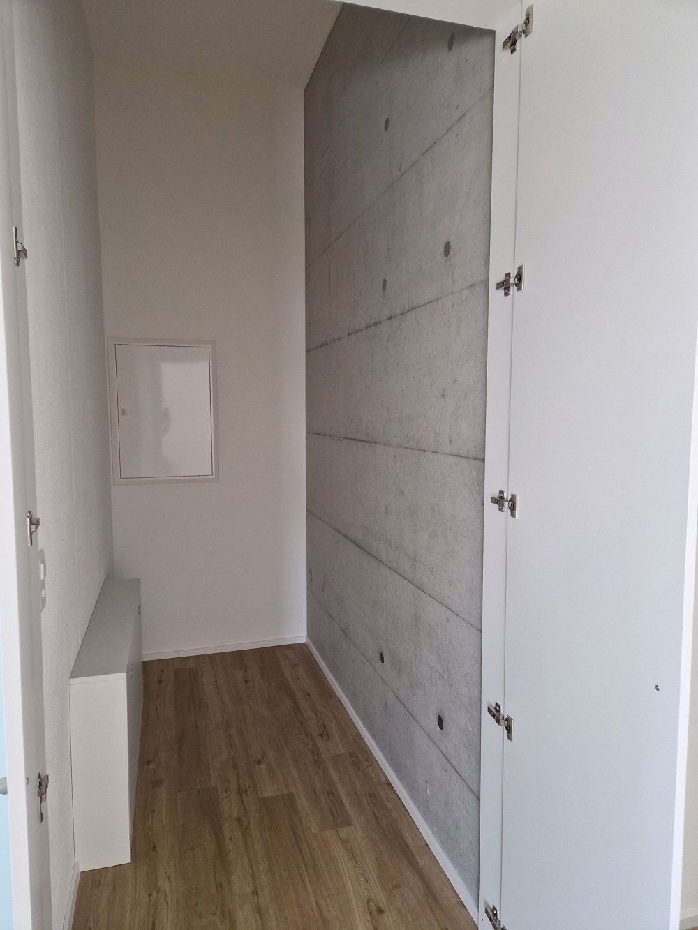 Moderne 4.5-Zimmer-Dachwohnung mit Balkon in Wil - Bild 12