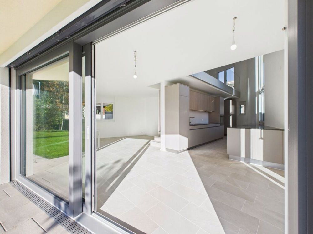 FREISTEHEND, LICHTDURCHFLUTET UND HOCHWERTIG - Bild 2