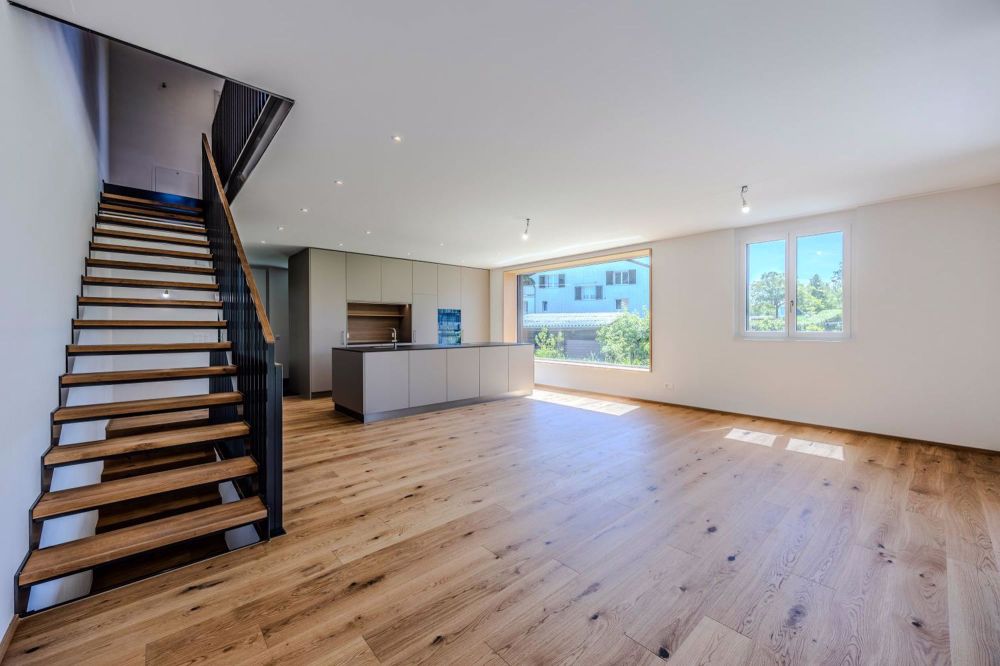 Neues exklusives 6 - 7.5-Zimmer Doppeleinfamilienhaus - Wohnen