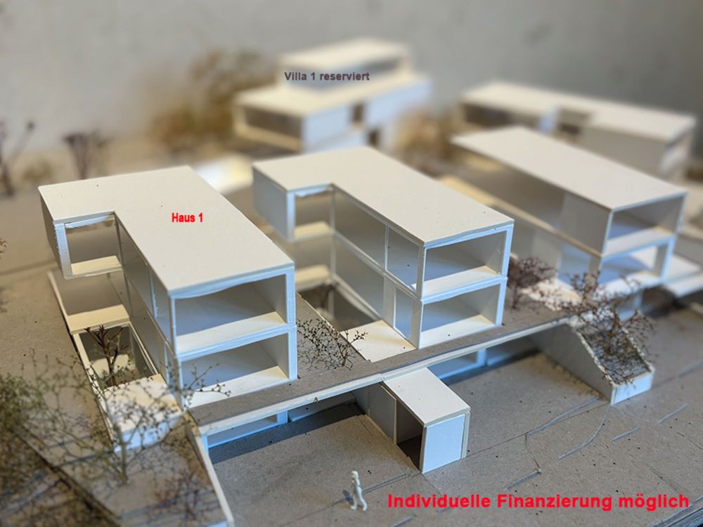 Exklusives Einfamilienhaus an ruhiger Lage in Binningen - H1 - Bild 1