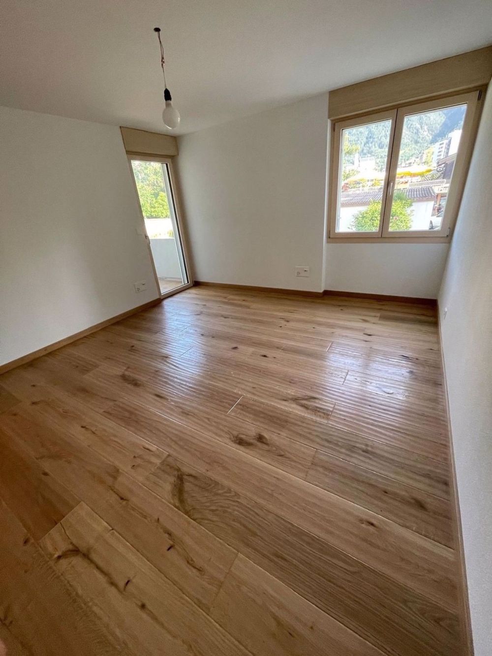 Moderne neu renovierte 4.5 Zimmerwohnung in Naters - Bild 5