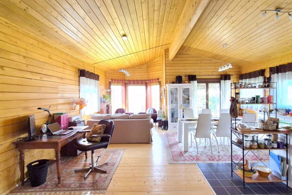 Doppeleinfamilienhaus | 1468, Cheyres - Séjour lumineux