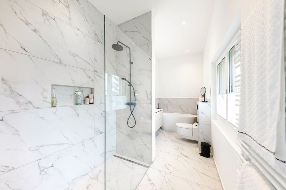 Luxuriöse Attikawohnung mit unverbaubarem Bodensee-Panorama - Bild 10