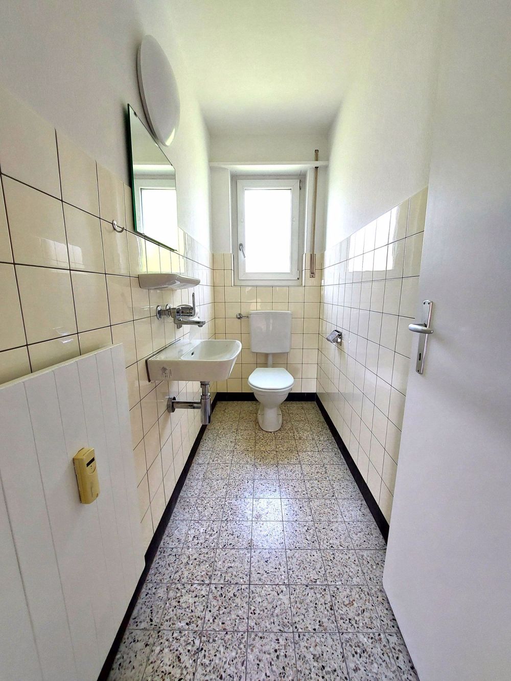frisch sanierte 4-Zimmer-Wohnung mit sonnigem Südbalkon - Bild 7