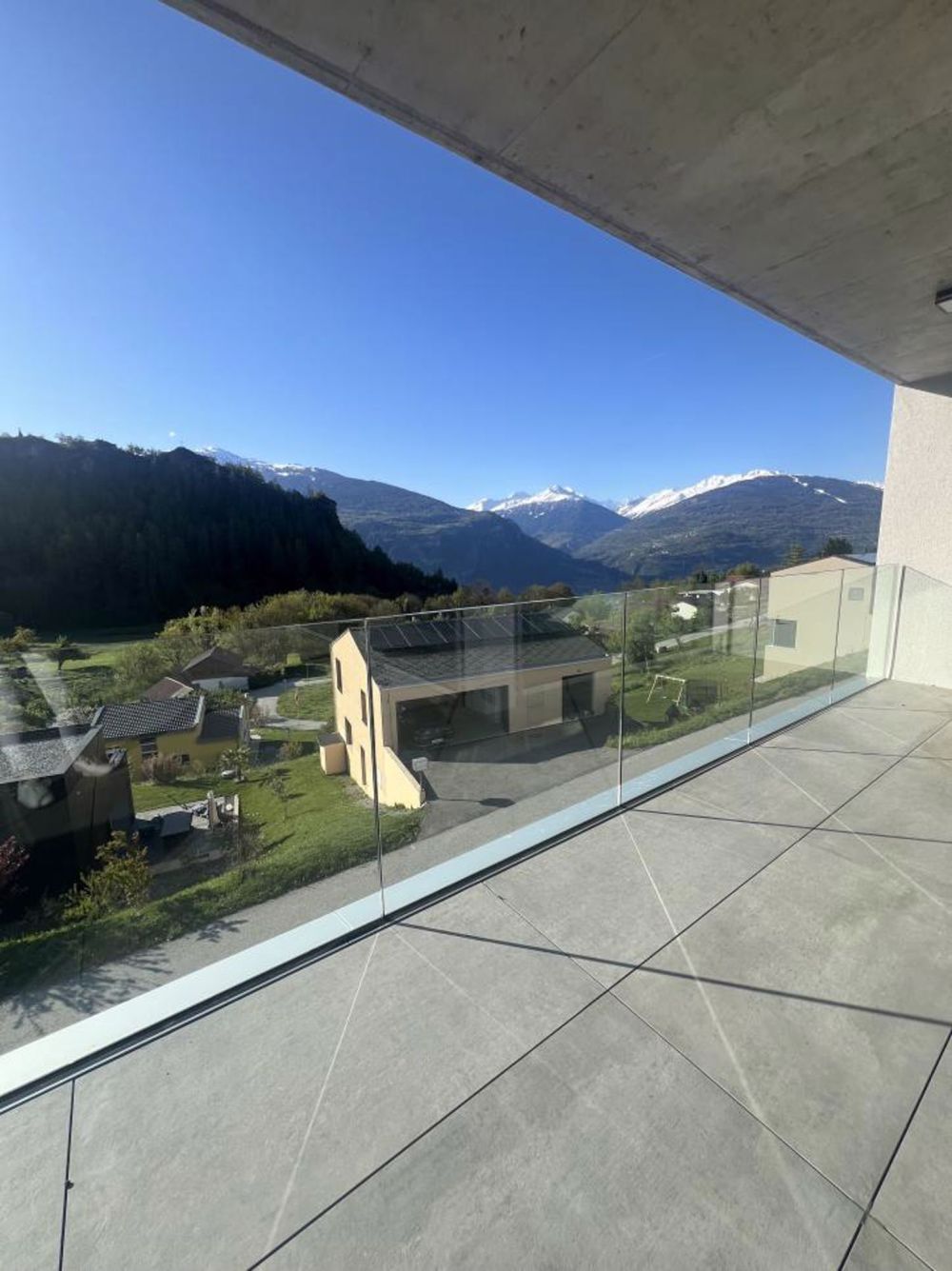 Moderne Villa mit Aufzug - Bild 5