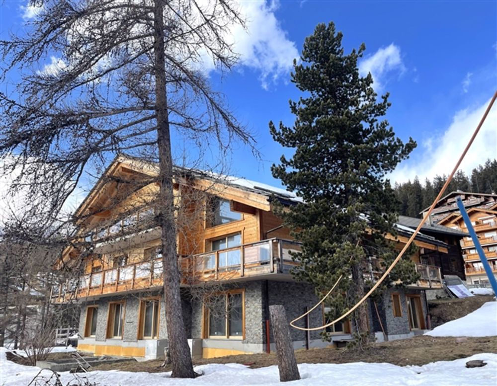 Luxuriöse Wohnung in Crans, Oberflächen zur Auswahl - Bild 2