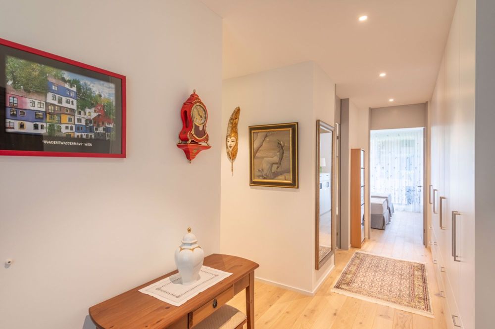 Exklusive Wohnung direkt am Bodensee - Flur