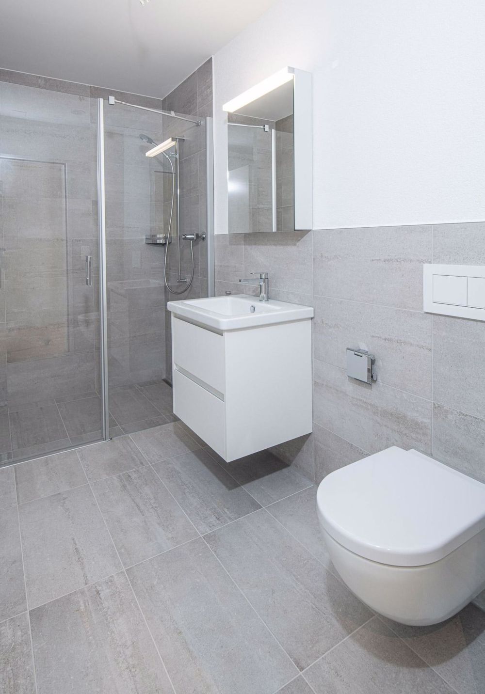 Schöne moderne 3.5 Zimmer-Wohnung in Neuhausen! - Bild 10