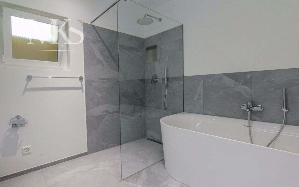 Wohntraum auf 176 m2 an sonniger Lage - Bild 8