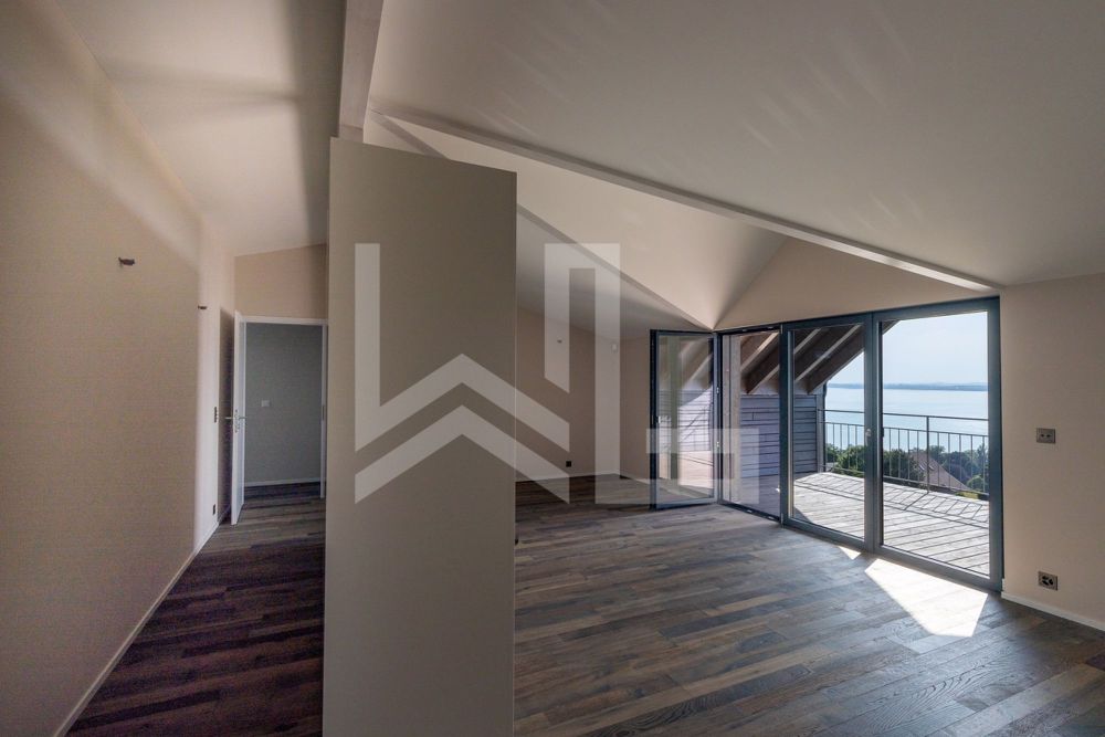 Schönes Anwesen mit außergewöhnlichem Blick auf den See und die Alpen - Bild 10