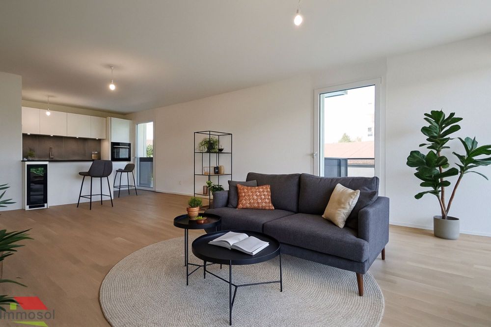 Wohnung 4,5 Zimmer mit Balkon und freier Aussicht! NEU! - Bild 1