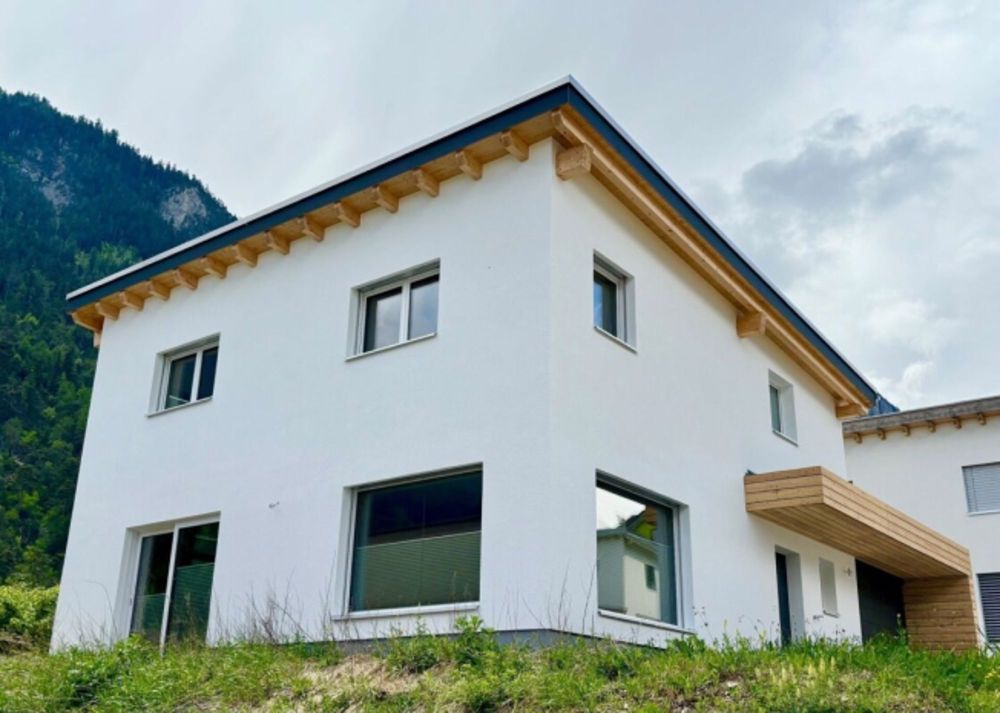 Erstbezug mit Stil Einfamilienhaus Neubau im Wallis, top Ausstattung - Bild 1