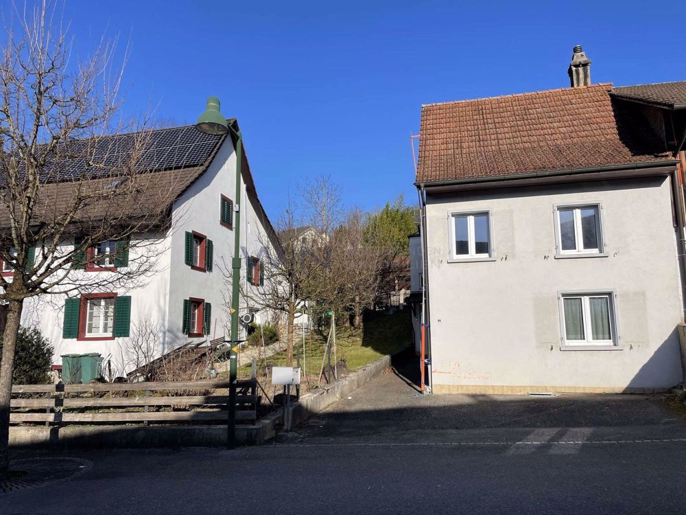 Zentral gelegenes Bauparadies mit vielseitigem Potenzial - Im schönen Duggingen