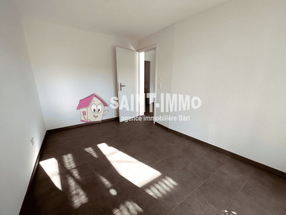 Appartement neuf de 4.5 pièces (104 m2) avec terrasse / jardin privatif et couvert pour voiture - Bild 11