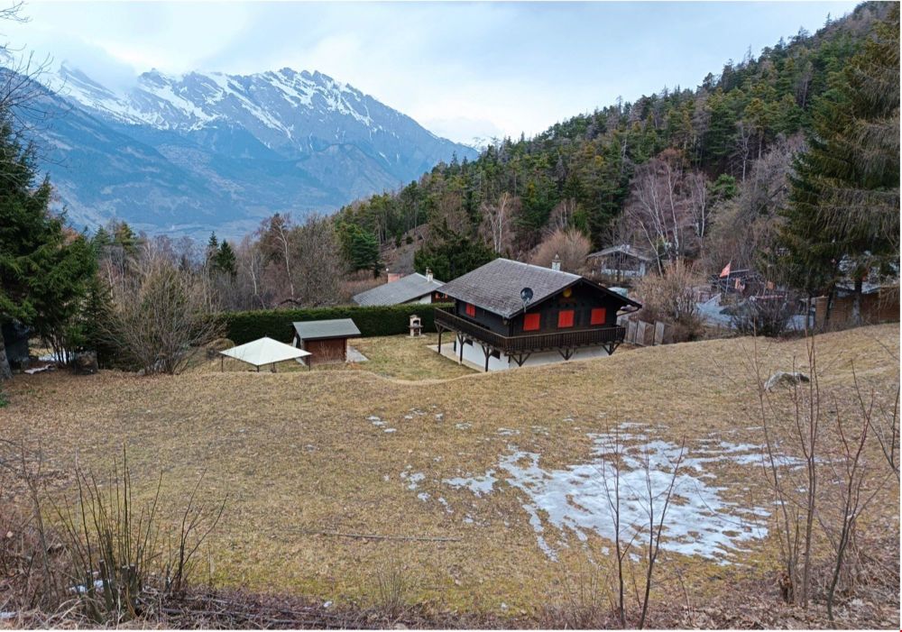 Chalet neuf 4 chambres dans un environnement privilégié avec autorisat - Bild 8