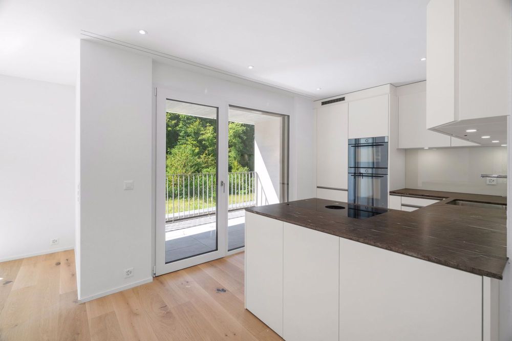 Exklusive Neubau-Duplexwohnung mit grossem Garten - Bild 3
