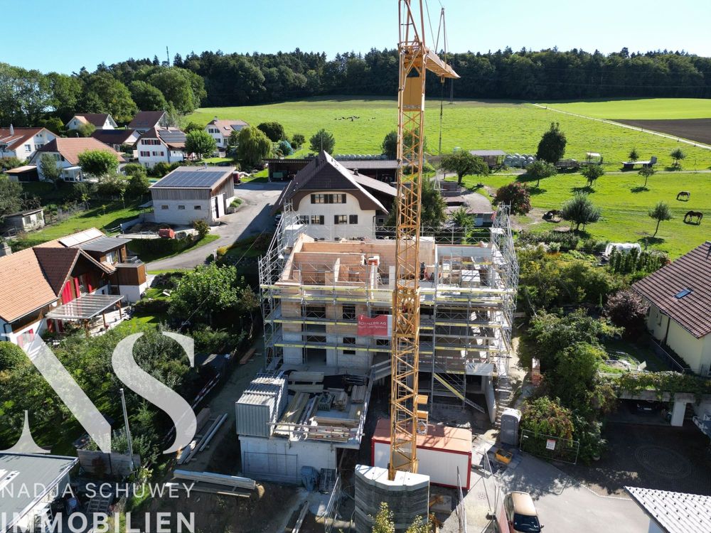 Erdgeschosswohnung mit Garten - 130 m² Wohnfläche - 80 m² Terrasse - Bild 2