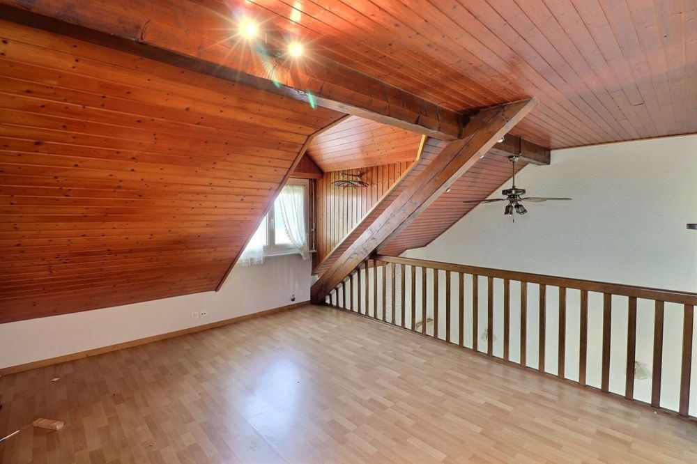 Arzier Dorf, Einzelhaus mit 2 Wohnungen - Bild 12