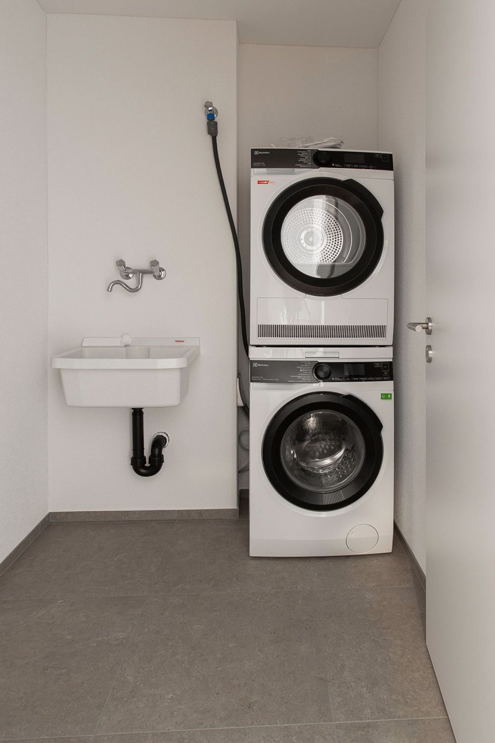 Moderne 2.5-Zimmer-Wohnung mit Terrasse - Bild 4