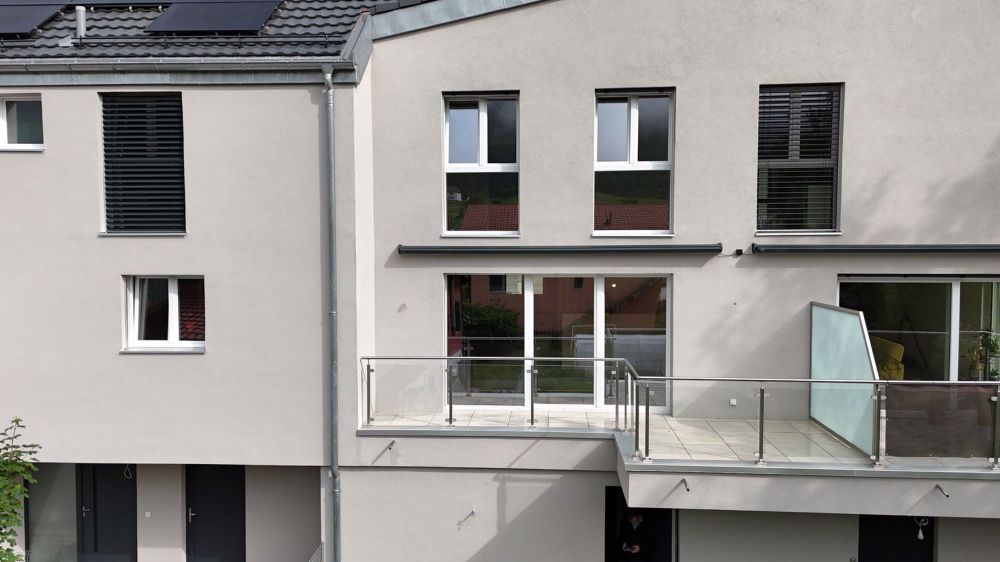 Triplex 4.5 pièces avec entrée privative et jardin – esprit villa à Vallorbe - Bild 7