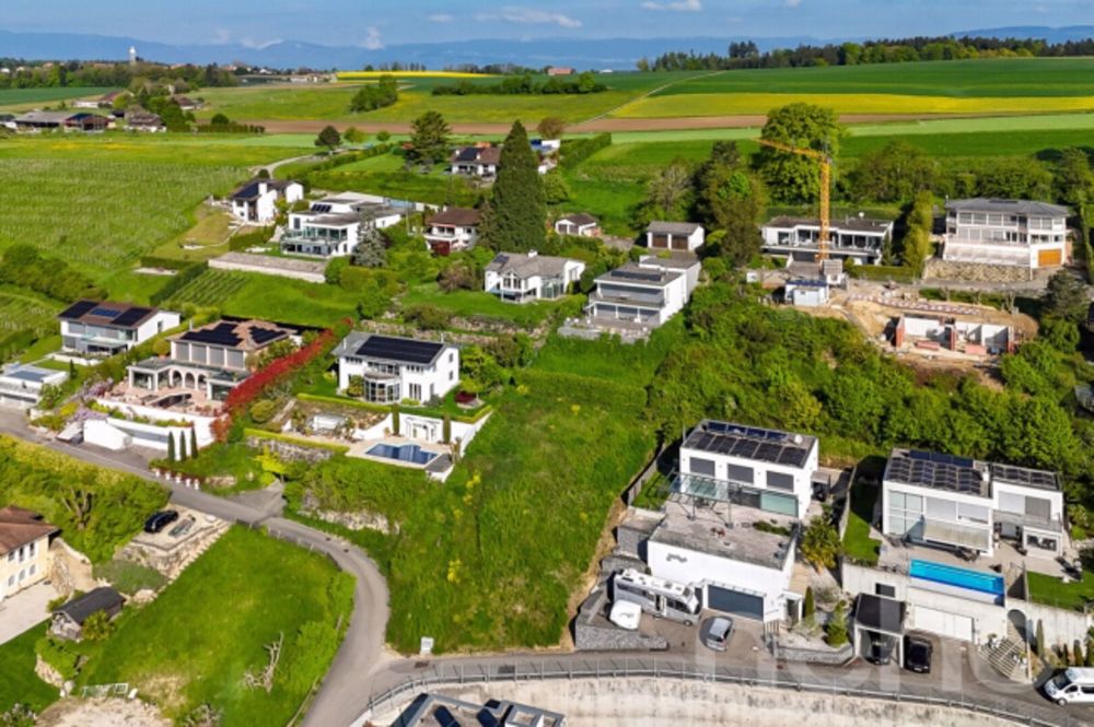 Villa d'architecte avec vue panoramique sur le lac et les montagnes - Bild 11