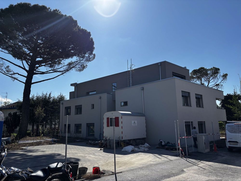 Thônex : Appartement de 4 pièces avec jardin - Bild 13