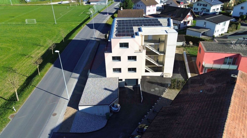 Moderne 3.5-Zimmer-Attikawohnung mit 45m2 Terrasse in Gurmels - Bild 12