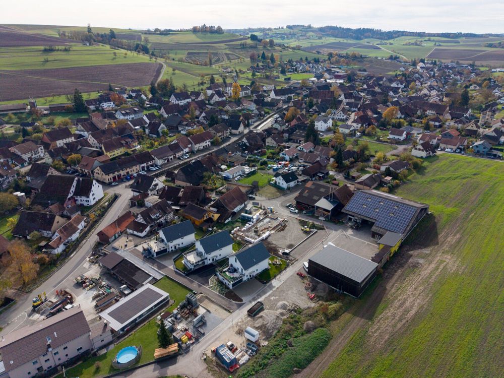 Moderne Eigentumswohnung "im rächte Winkel - Drohnenaufnahme 2