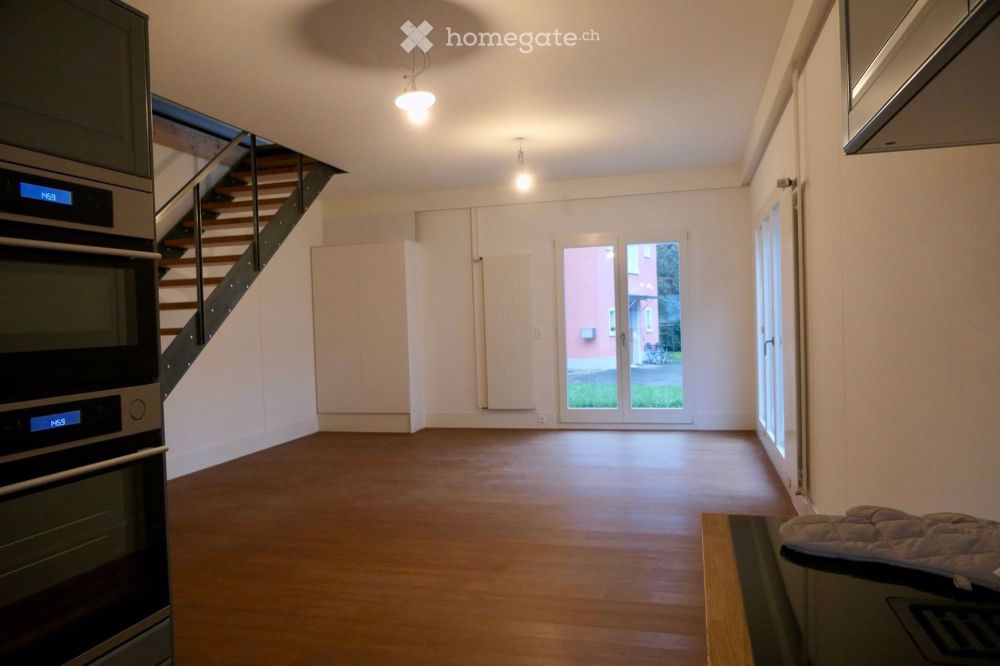 Moderne 3.5-Zimmer-Wohnung in eigenem Haus mit Gartensitzplatz in Wetzikon ZH - Bild 2