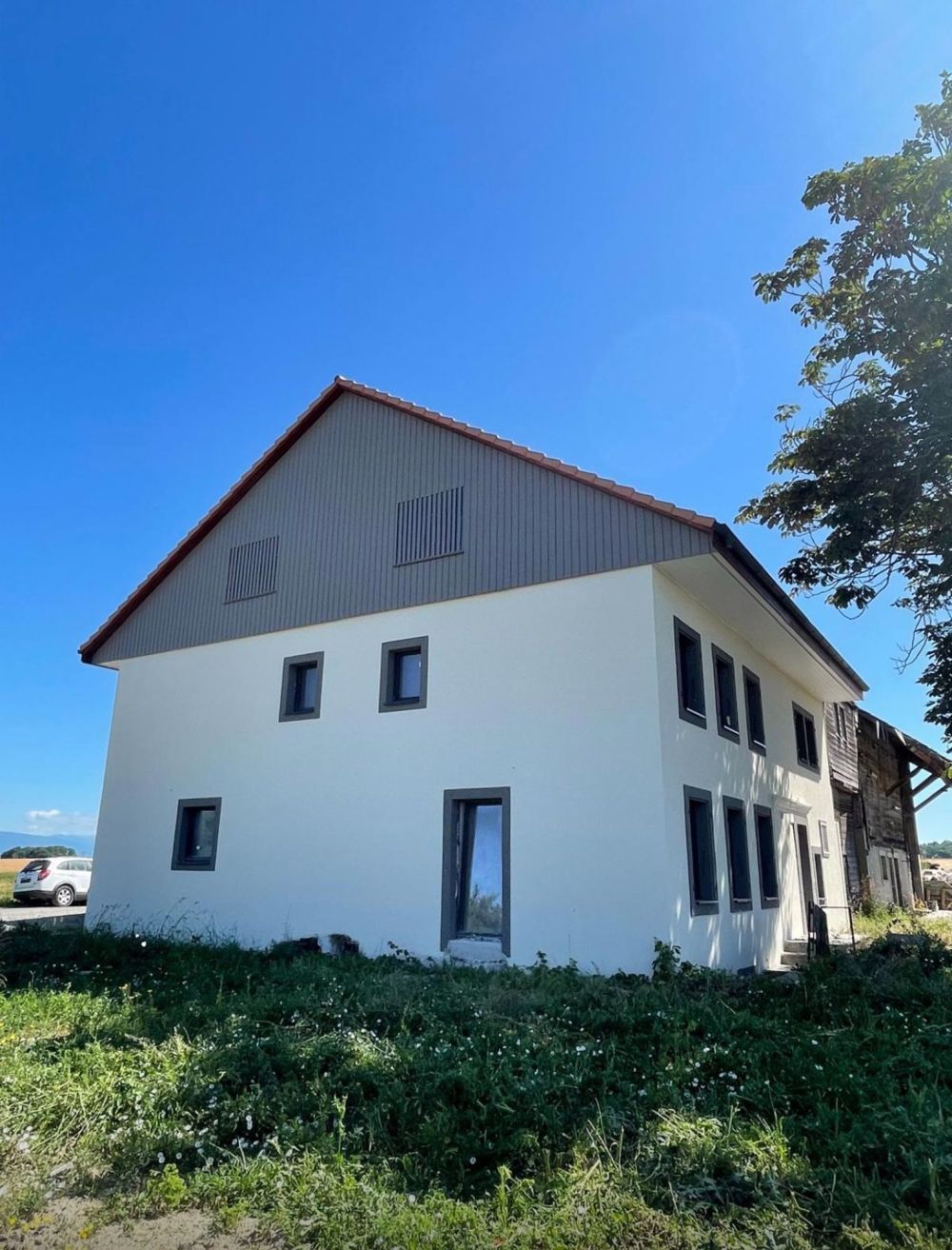 Seltene Gelegenheit in Montbrelloz — Projekt von zwei verbundenen Villen mit 4,5 Zimmern zur Anpassung - Bild 1