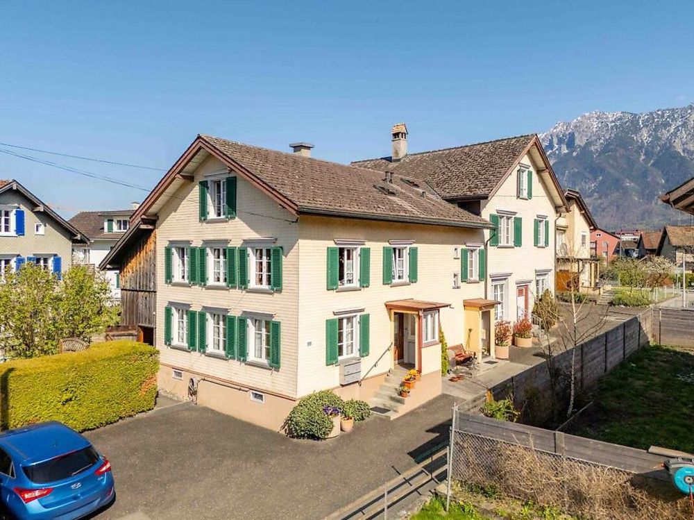 Mehrfamilienhaus an ruhiger Lage nahe des Stadtzentrums - Bild 1