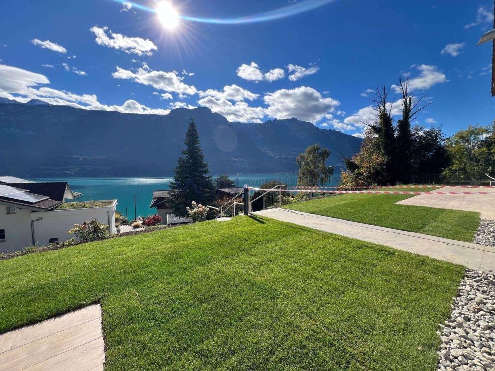 Berge - See - Ruhe - Absolute Ruhe