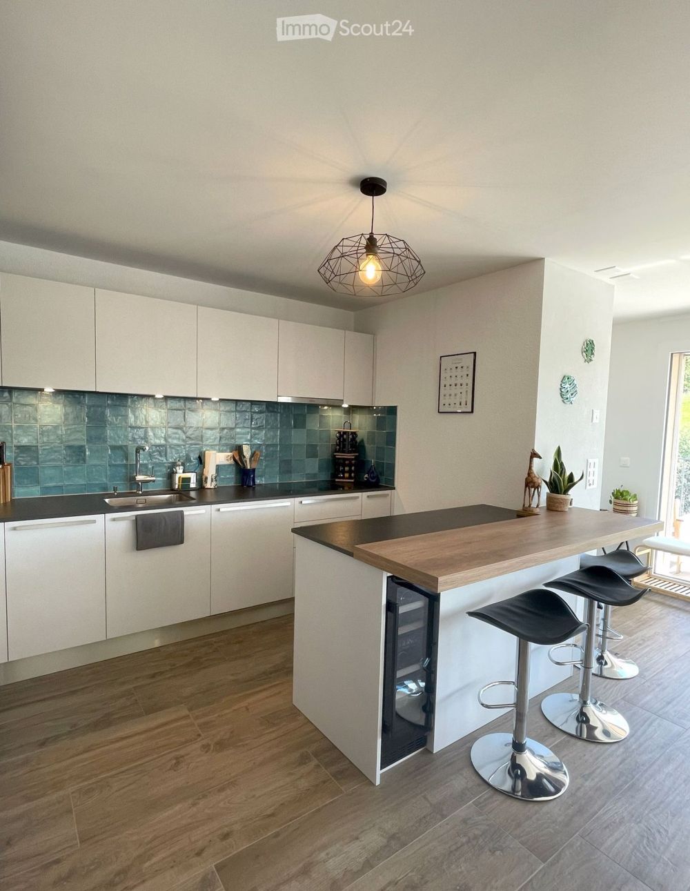 Prachtvolle 3,5-Zimmer-Neubauwohnung im Dachgeschoss mit großer Terrasse und Blick in die Natur - Bild 3