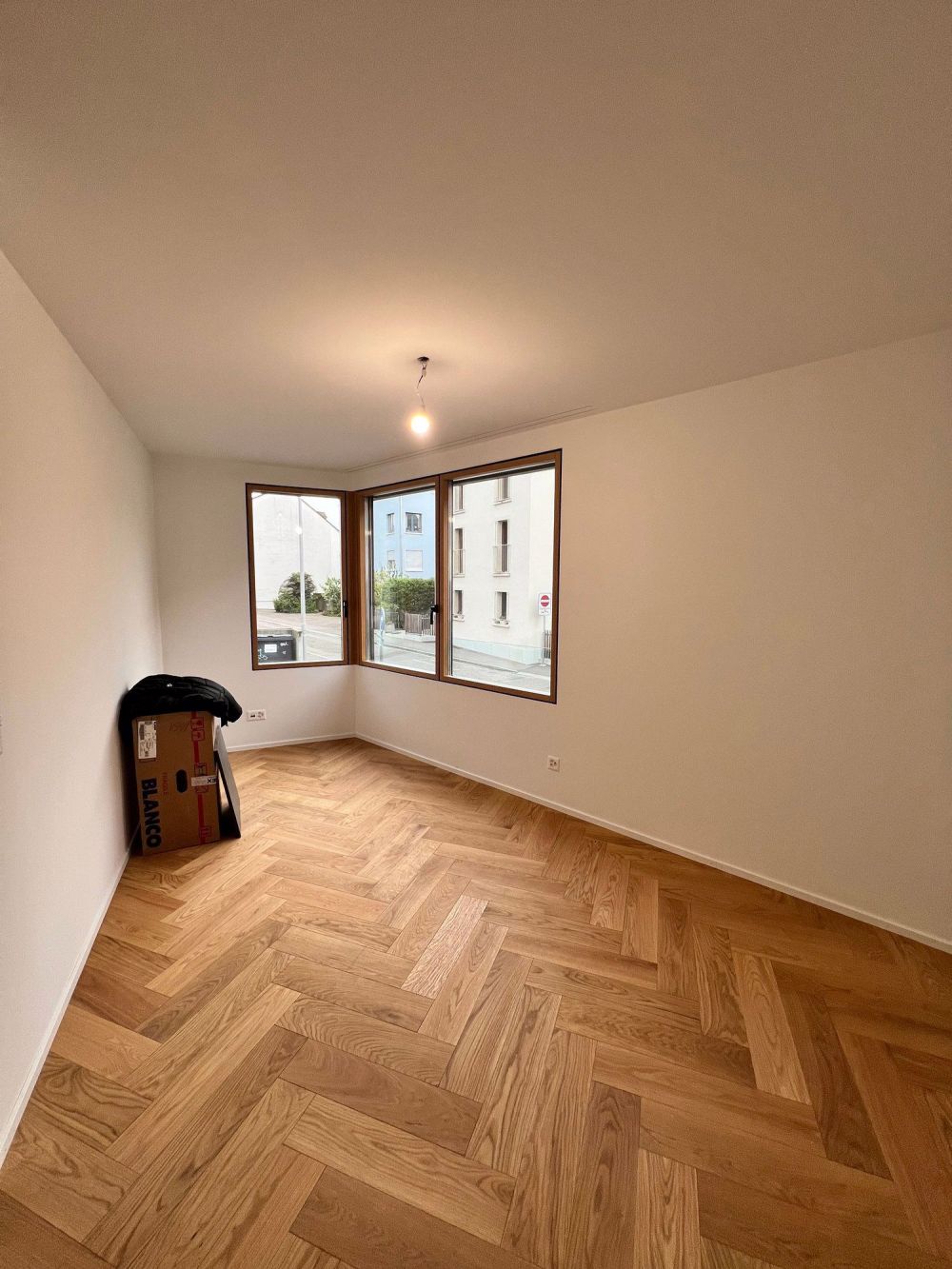 Exklusive 4.5 Zimmer-Wohnung an ruhiger und zentrumsnaher Lage - Bild 3