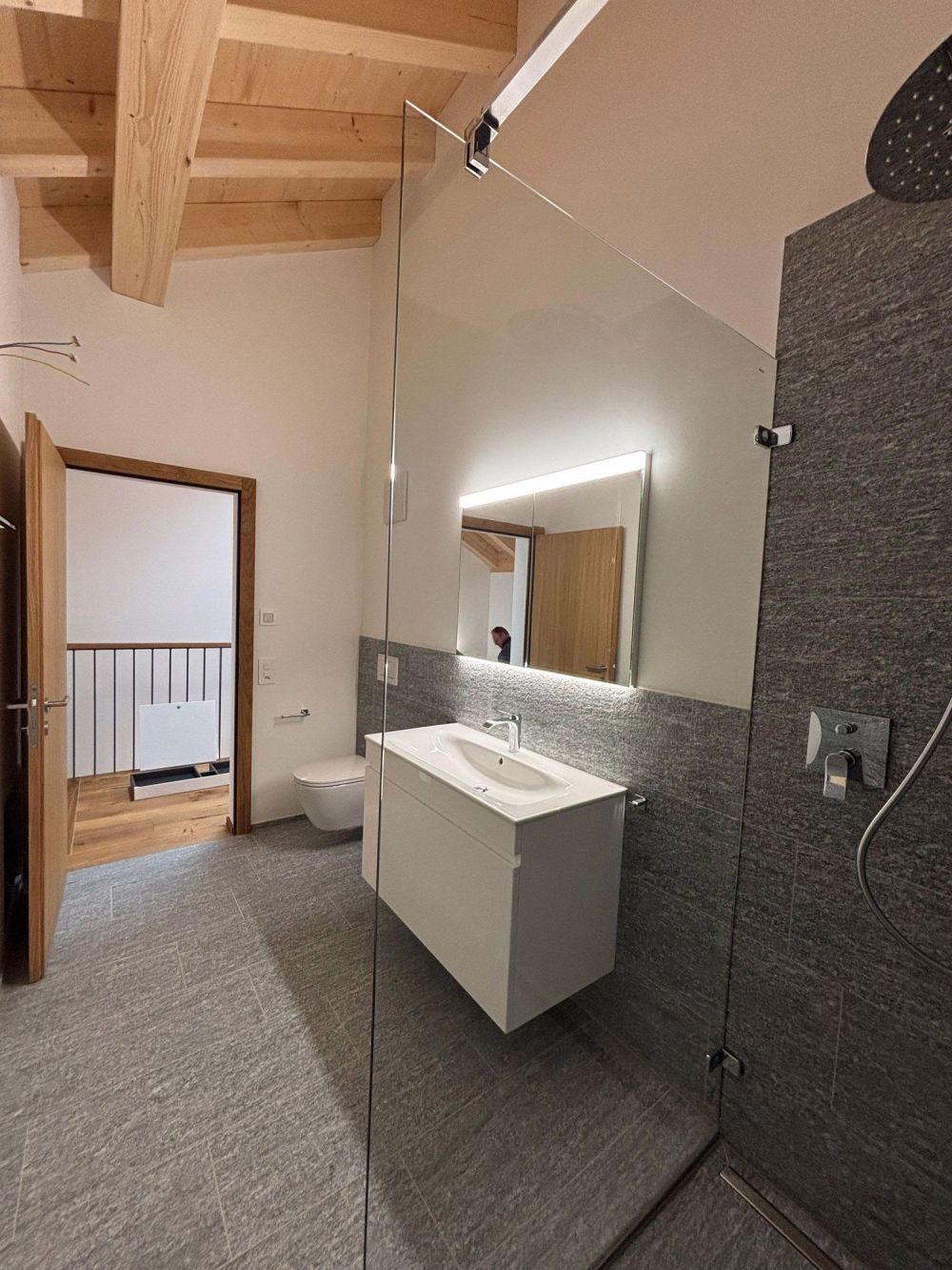 Nigelnagelneue 3.5-Zimmerwohnung - Bild 5